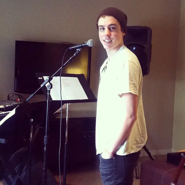 americanidol-yahoo-top5-11