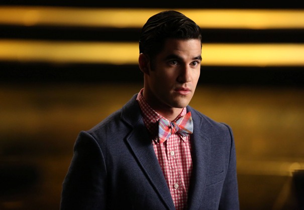 GLEE: Blaine (Darren Criss) prepares for a show in the “Hurt Locker, Part One” episode of GLEE airing Friday, Jan. 23 (9:00-10:00 PM ET/PT) on FOX. ©2014 Fox Broadcasting Co. CR: Beth Dubber/FOX