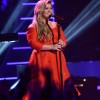 AMERICAN IDOL XIV: Kelly Clarkson performs on AMERICAN IDOL XIV airing Wednesday, April 1 (8:00-10:00 PM ET/PT) on FOX. CR: Michael Becker / FOX. © FOX BROADCASTING CO. This Image is embargoed until 10:00 PM PT.