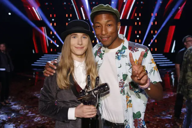 THE VOICE -- "Live Finals" Episode 818B -- Pictured: (l-r) Sawyer Fredericks, Pharrell Williams -- (Photo by: Trae Patton/NBC)