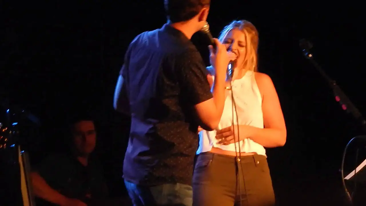 Scotty McCreery & Lauren Alaina Reunite At CMA Fest – “I Told You
So” (VIDEO)