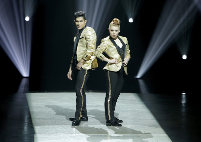 SO YOU THINK YOU CAN DANCE: Top 14 contestants Jana “JaJa” Vankova (R) and Edson Juarez (L) perform a Hip-Hop routine choreographed by Misha Gabriel on SO YOU THINK YOU CAN DANCE airing Monday, August 10 (8:00-10:00 PM ET live/PT tape-delayed) on FOX. ©2015 FOX Broadcasting Co. Cr: Adam Rose