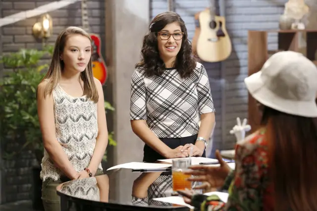THE VOICE -- "Team Pharrell Battle Reality" -- Pictured: (l-r) Siahna Im, Ivonne Acero -- (Photo by: Trae Patton/NBC)