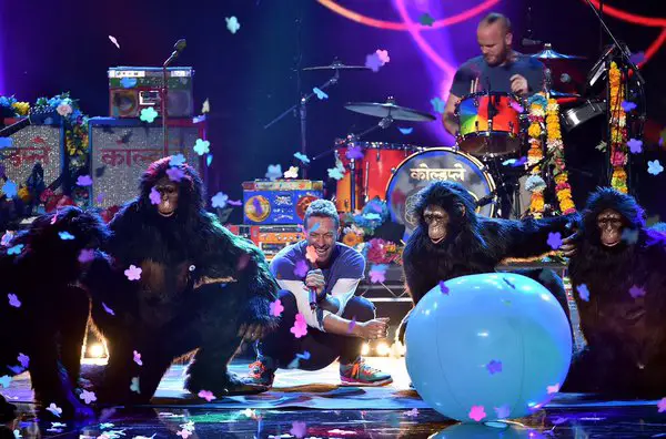 coldplay-amas2015