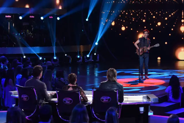 AMERICAN IDOL: Contestant MacKenzie Bourg performs in the “Wildcard Night: Judges Pick” episode of AMERICAN IDOL airing Wednesday, Feb. 24 (8:00-9:01 PM ET/PT) on FOX. © 2016 Fox Broadcasting Co. Cr: Ray Mickshaw / FOX.