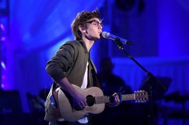 AMERICAN IDOL: Contestant MacKenzie Bourg in the “Showcase #1: 1st 12 Performances” episode of AMERICAN IDOL airing Wednesday, Feb. 10 (8:00-9:01 PM ET/PT) on FOX. Cr: Michael Becker / FOX. © 2016 FOX Broadcasting Co.
