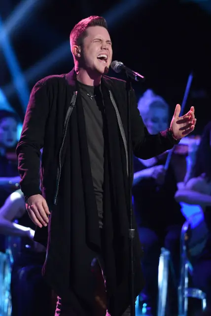 Trent Harmon — Chandelier - American Idol 15 VIDEO