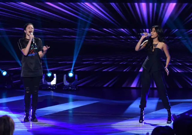 AMERICAN IDOL: Top 6: L-R: Contestants Avalon Young and Sonika Vaid perform on AMERICAN IDOL airing Thursday, March 10 (8:00-10:00 PM ET/PT) on FOX. © 2016 FOX Broadcasting Co. Cr: Ray Mickshaw/ FOX. This image is embargoed until Thursday, March 10,10:00PM PT / 1:00AM ET