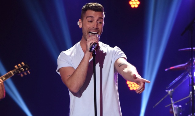 AMERICAN IDOL: Top 6: American Idol Season 14 winner Nick Fradiani performs on AMERICAN IDOL airing Thursday, March 10 (8:00-10:00 PM ET/PT) on FOX. © 2016 FOX Broadcasting Co. Cr: Ray Mickshaw/ FOX. This image is embargoed until Thursday, March 10,10:00PM PT / 1:00AM ET