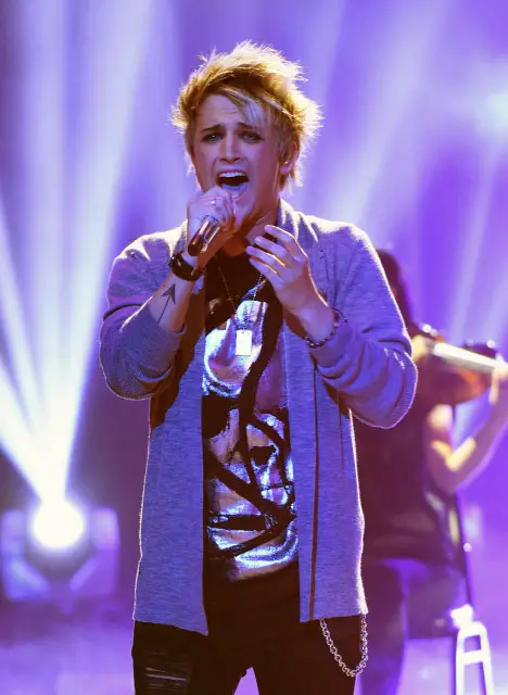 AMERICAN IDOL: Top 6: Contestant Dalton Rapattoni performs on AMERICAN IDOL airing Thursday, March 10 (8:00-10:00 PM ET/PT) on FOX. © 2016 FOX Broadcasting Co. Cr: Ray Mickshaw/ FOX. This image is embargoed until Thursday, March 10,10:00PM PT / 1:00AM ET
