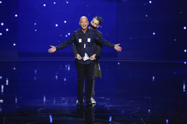 AMERICA'S GOT TALENT -- "CBS Radford Auditions" -- Pictured: (l-r) Howie Mandel, Sam Wills as Tape Face -- (Photo by: Vivian Zink/NBC)