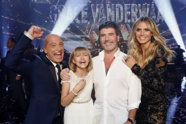 AMERICA'S GOT TALENT -- "Live Finale Results" Episode 1123 -- Pictured: (l-r) Howie Mandel, Grace VanderWaal, Simon Cowell, Heidi Klum -- (Photo by: Trae Patton/NBC)