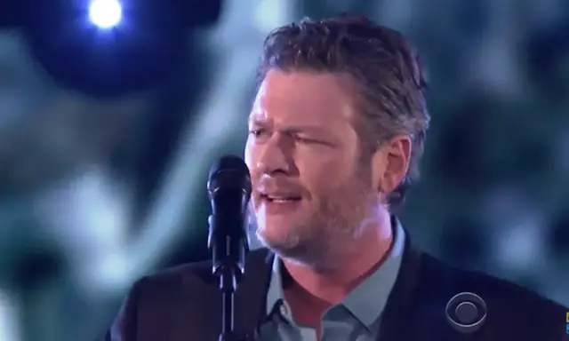 blake shelton pca 2017