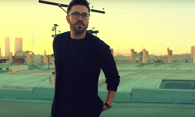 American Idol Danny Gokey Rise Music Video