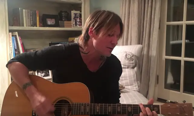 Keith Urban performs tribute to Bowie, Prince, Glen Frey, George Michael and more