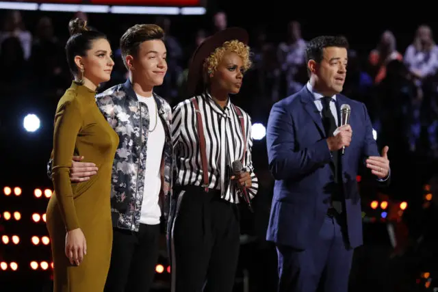 THE VOICE -- "Live Top 10" Episode: 1217B -- Pictured: (l-r) Lilli Passero, Mark Isaiah, Vanessa Ferguson, Carson Daly -- (Photo by: Trae Patton/NBC)