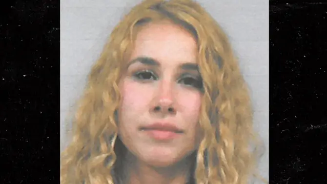 Haley Reinhart Mugshot