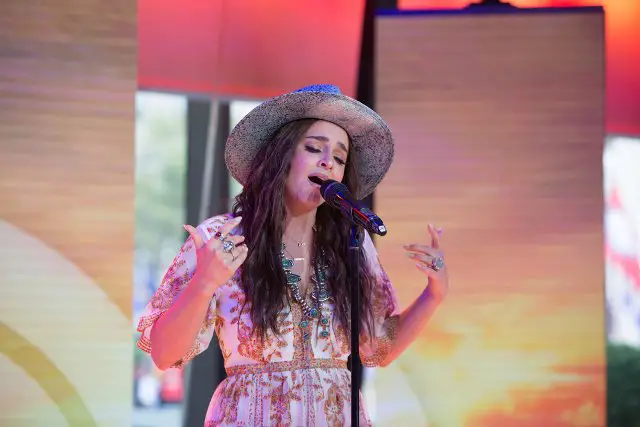 Alisan Porter Today Show 2