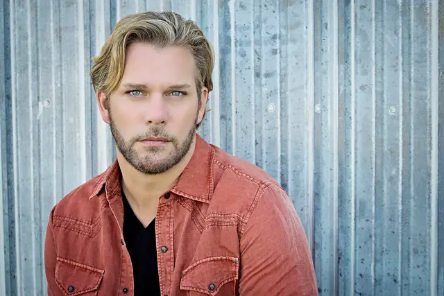 Craig Wayne Boyd Top Shelf Photo