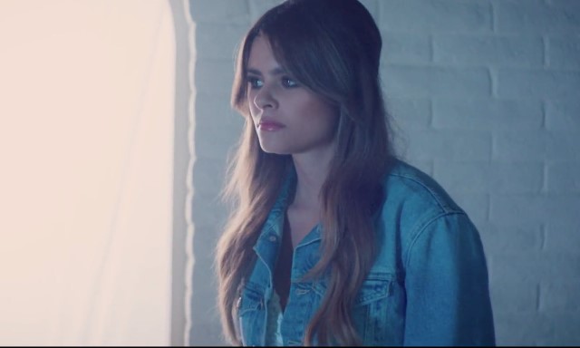 Jacquie Lee Am I The Only One Music Video. https\\mjsbigblog.com
