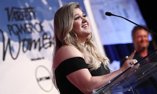 Kelly Clarkson Power of Women Conference