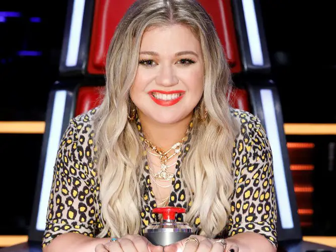 Kelly Clarkson The Voice 13 Knockout Advisor