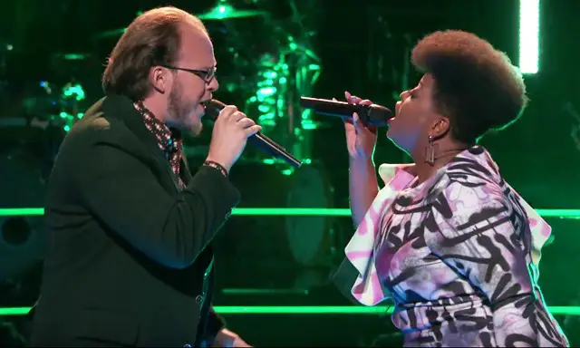 The Voice 13 Lucas Holiday vs Meagan McNeal Battle Round