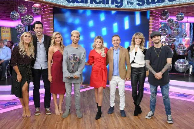 GOOD MORNING AMERICA - The final four couples of ÒDancing with the StarsÓ are guests and 98 Degrees perform live on "Good Morning America," Wednesday, November 22, 2017 on the ABC Television Network. (ABC/Lorenzo Bevilaqua) EMMA SLATER, DREW SCOTT, LINDSAY ARNOLD, JORDAN FISHER, WITNEY CARSON, FRANKIE MUNIZ, LINDSEY STIRLING, MARK BALLAS