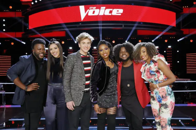 THE VOICE -- "Knockout Rounds" -- Pictured: (l-r) Chris Weaver, Hannah Mrozak,Noah Mac, Jennifer Hudson, Davon Fleming, ShiAnn Jones -- (Photo by: Trae Patton/NBC)