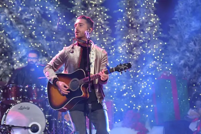 Nick Fradiani Hollywood Christmas Parade