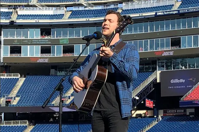 Phillip Phillips National Anthem Gillette Stadium