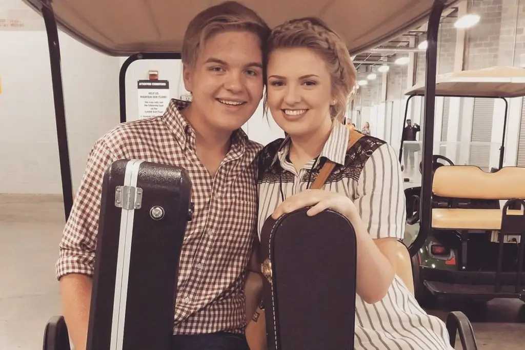 maddie poppe and caleb lee hutchinson