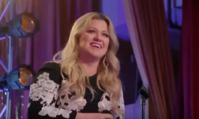 Kelly Clarkson Sugar Clip