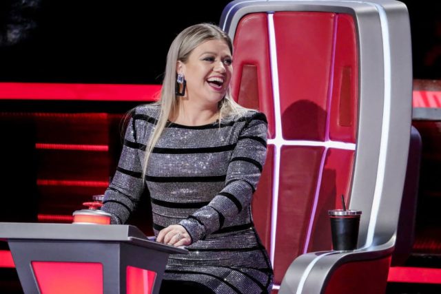 THE VOICE -- "Battle Rounds" -- Pictured: Kelly Clarkson -- (Photo by: Trae Patton/NBC)