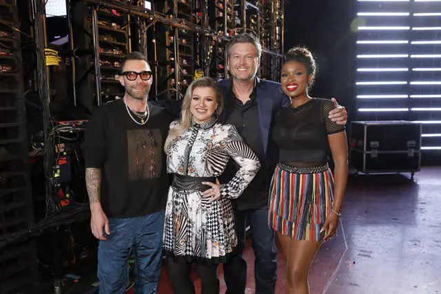 THE VOICE -- “Knockout Rounds” Episode 1511 -- Pictured: (l-r) Adam Levine, Kelly Clarkson, Blake Shelton, Jennifer Hudson -- (Photo by: Trae Patton/NBC)