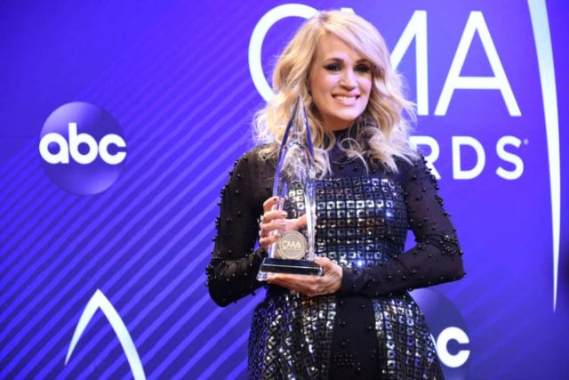 THE 52ND ANNUAL CMA AWARDS - Country Music superstars Brad Paisley and Carrie Underwood return to host "The 52nd Annual CMA Awards," Country MusicÕs Biggest Night, live from the Bridgestone Arena in Nashville, WEDNESDAY, NOV. 14 (8:00-11:00 p.m. EDT), on The ABC Television Network. The beloved hosts return for the 11th time. (ABC/Image Group LA) CARRIE UNDERWOOD