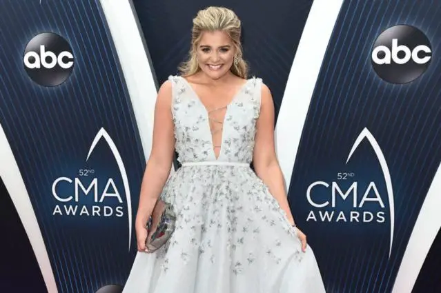 THE 52ND ANNUAL CMA AWARDS - Country Music superstars Brad Paisley and Carrie Underwood return to host "The 52nd Annual CMA Awards," Country MusicÕs Biggest Night, live from the Bridgestone Arena in Nashville, WEDNESDAY, NOV. 14 (8:00-11:00 p.m. EDT), on The ABC Television Network. The beloved hosts return for the 11th time. (ABC/Image Group LA) LAUREN ALAINA