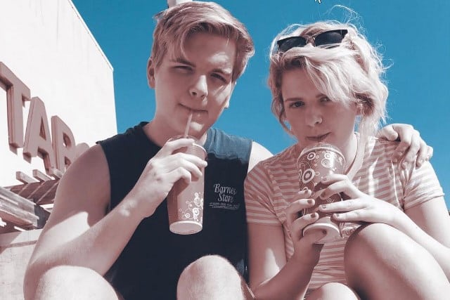 Caleb Lee Hutchinson Maddie Poppe Frozen Cokes Hawaii