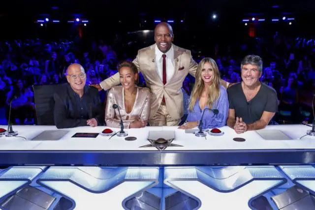 AMERICA'S GOT TALENT: THE CHAMPIONS -- "Champions One" Episode 101 -- Pictured: (l-r) Howie Mandel, Mel B, Terry Crews, Heidi Klum, Simon Cowell -- (Photo by: Trae Patton/NBC)