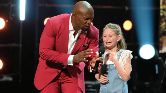 AMERICA'S GOT TALENT -- "Live Results 1" Episode 1413 -- Pictured: (l-r) Terry Crews, Ansley Burns -- (Photo by: Justin Lubin/NBC)