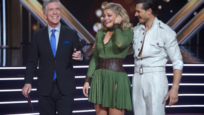 DANCING WITH THE STARS - (ABC/Eric McCandless) TOM BERGERON, LAUREN ALAINA, GLEB SAVCHENKO