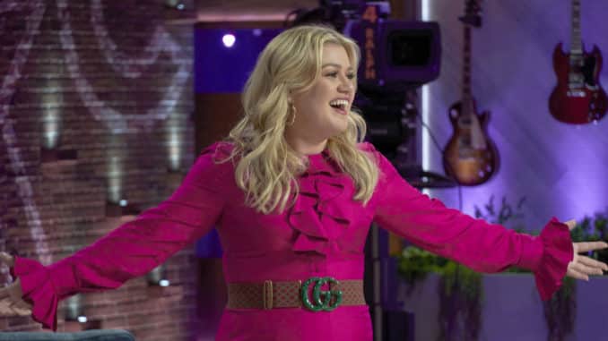 THE KELLY CLARKSON SHOW -- Episode 3010 -- Pictured: Kelly Clarkson -- (Photo by: Adam Torgerson/NBCUniversal)