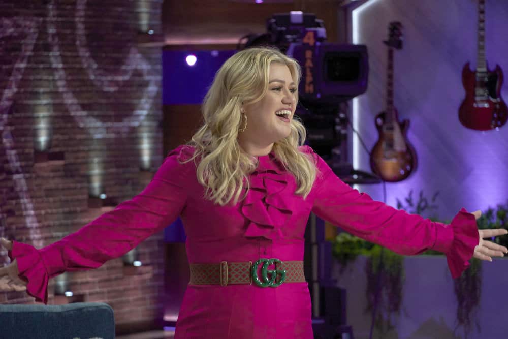 Kelly Clarkson Show Starts Off With Strong Ratings (VIDEO)