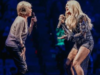 Carrie Underwood Mom Carol Raps The Champion