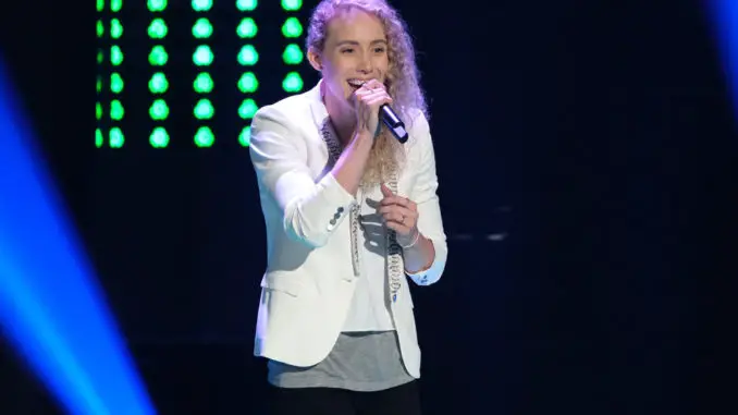 THE VOICE -- "Blind Auditions" Episode 1703 -- Pictured: Cali Wilson -- (Photo by: Justin Lubin/NBC)