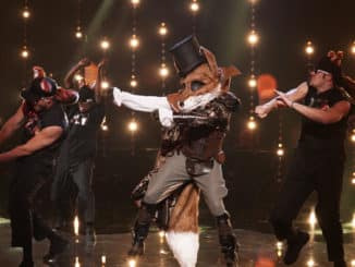 THE MASKED SINGER: The Fox in the all-new “Mask Us Anything” episode of THE MASKED SINGER airing Wednesday, Nov. 6 (8:00-9:00 PM ET/PT) on FOX. © 2019 FOX MEDIA LLC. CR: Michael Becker/ FOX.