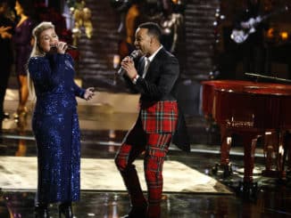 THE VOICE -- "Live Top 10 Eliminations" Episode 1718B -- Pictured: (l-r) Kelly Clarkson, John Legend -- (Photo by: Trae Patton/NBC)