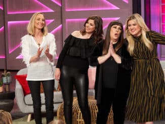 THE KELLY CLARKSON SHOW -- Episode 3097 -- Pictured: (l-r) Chynna Phillips, Wendy Wilson, Carnie Wilson, Kelly Clarkson -- (Photo by: Adam Christopher/NBCUniversal)