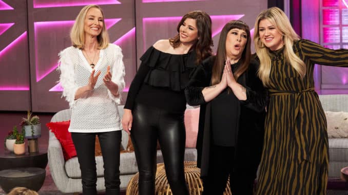 THE KELLY CLARKSON SHOW -- Episode 3097 -- Pictured: (l-r) Chynna Phillips, Wendy Wilson, Carnie Wilson, Kelly Clarkson -- (Photo by: Adam Christopher/NBCUniversal)