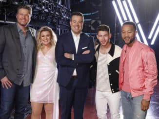 THE VOICE -- "Knockout Rounds" Episode 1809 -- Pictured: (l-r) Blake Shelton, Kelly Clarkson, Carson Daly, Nick Jonas, John Legend -- (Photo by: Trae Patton/NBC)